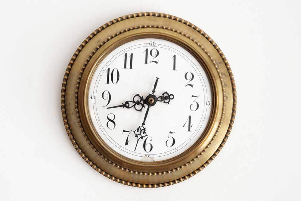 Traditional-Clock