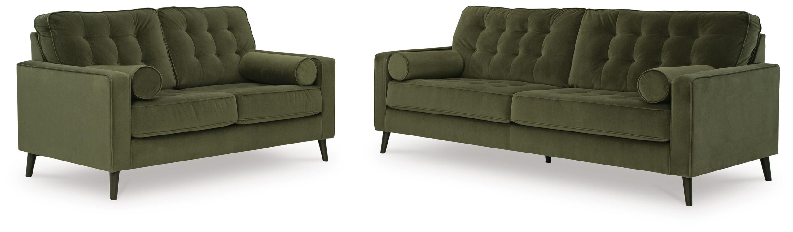 93049b1c250b2fabf2ddf60d7d317b67 Reveon Lakes Sofa and Loveseat - Image 1