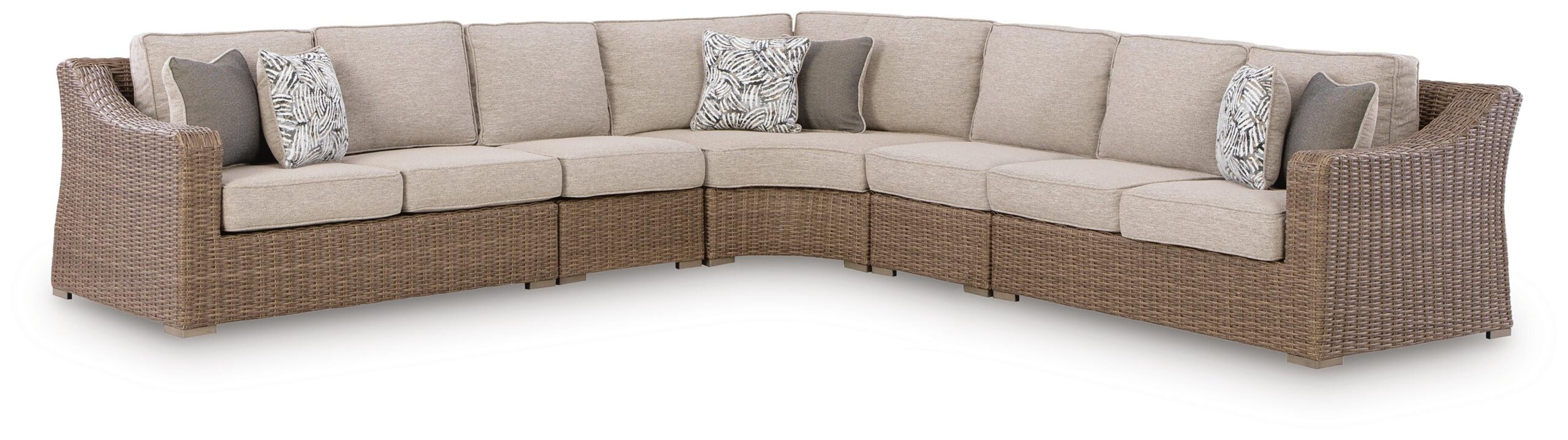 cc4c6b54a723dfc111303ebd0813e12b Laguna Heights 5-Piece Outdoor Sectional - Image 1